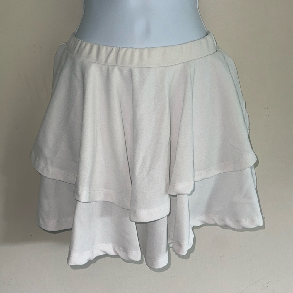 SHEIN white layered mini skirt